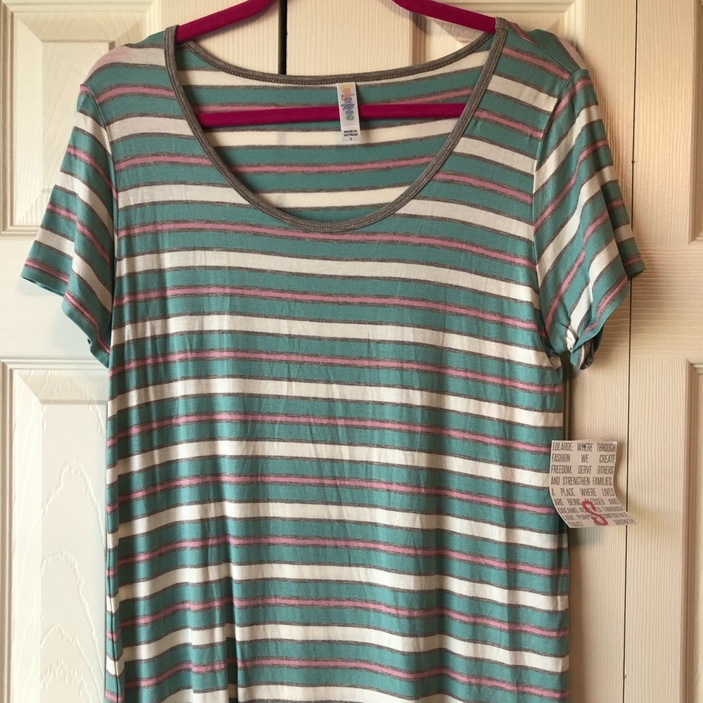 Lularoe classic t